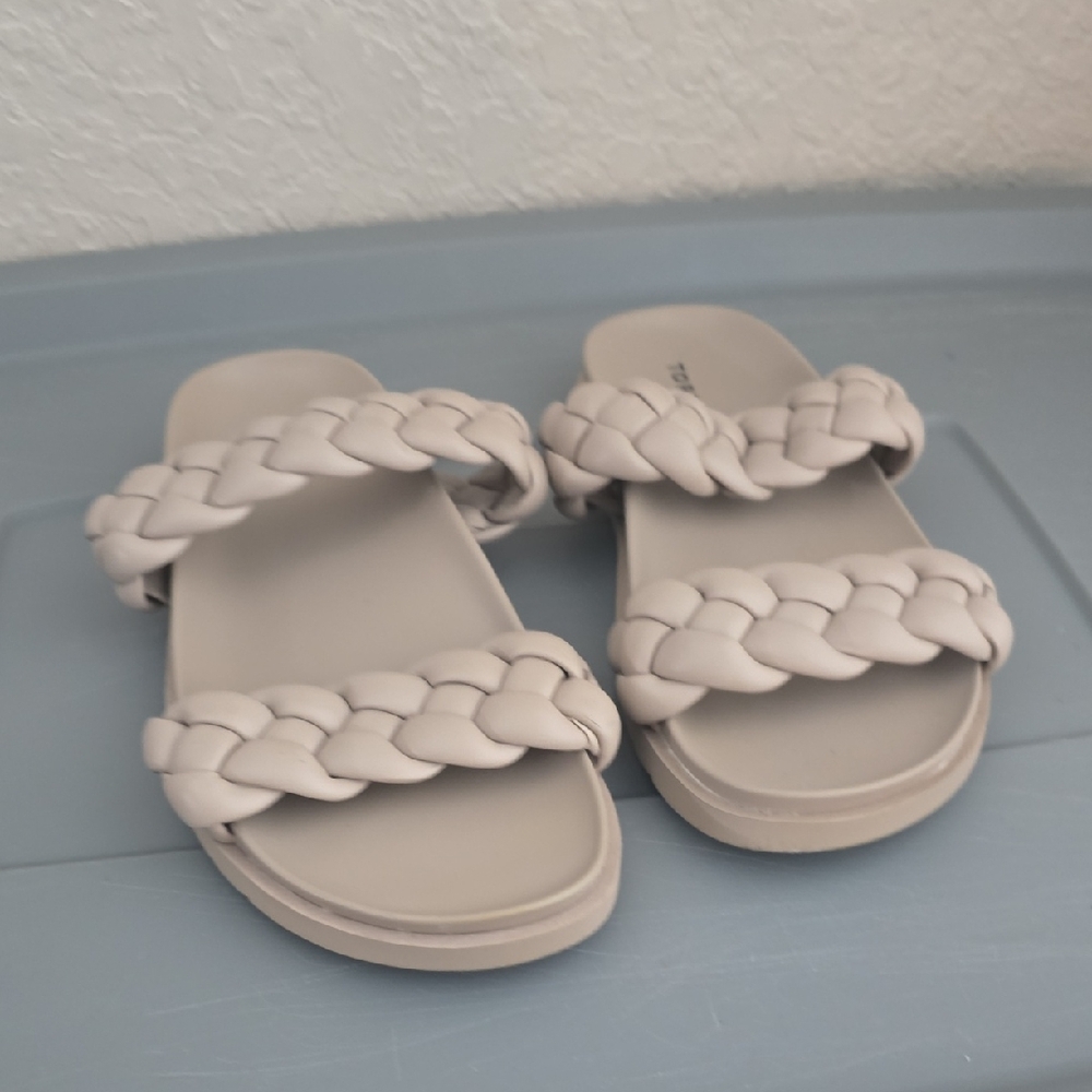 Like New: Torrid Cream Braided Sandals